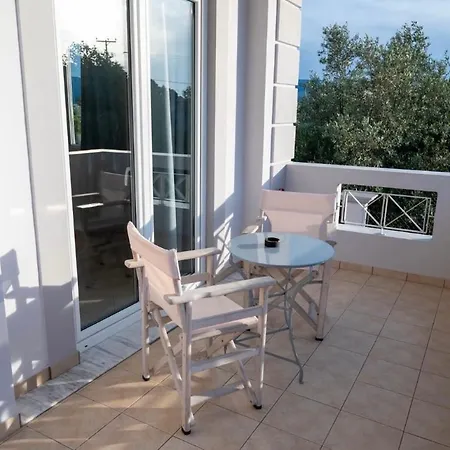 Pensión Konstantinos 3*